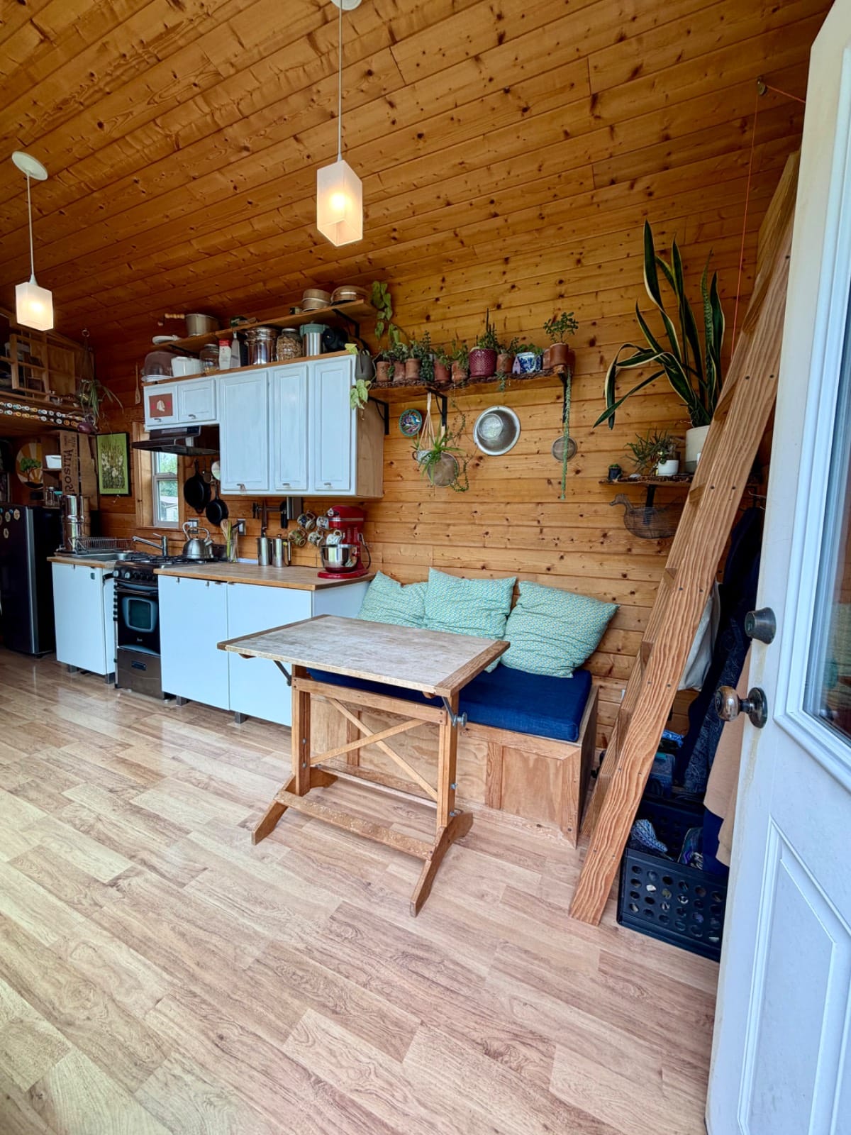 Tiny House on Iron Eagle Trailer - Image 2
