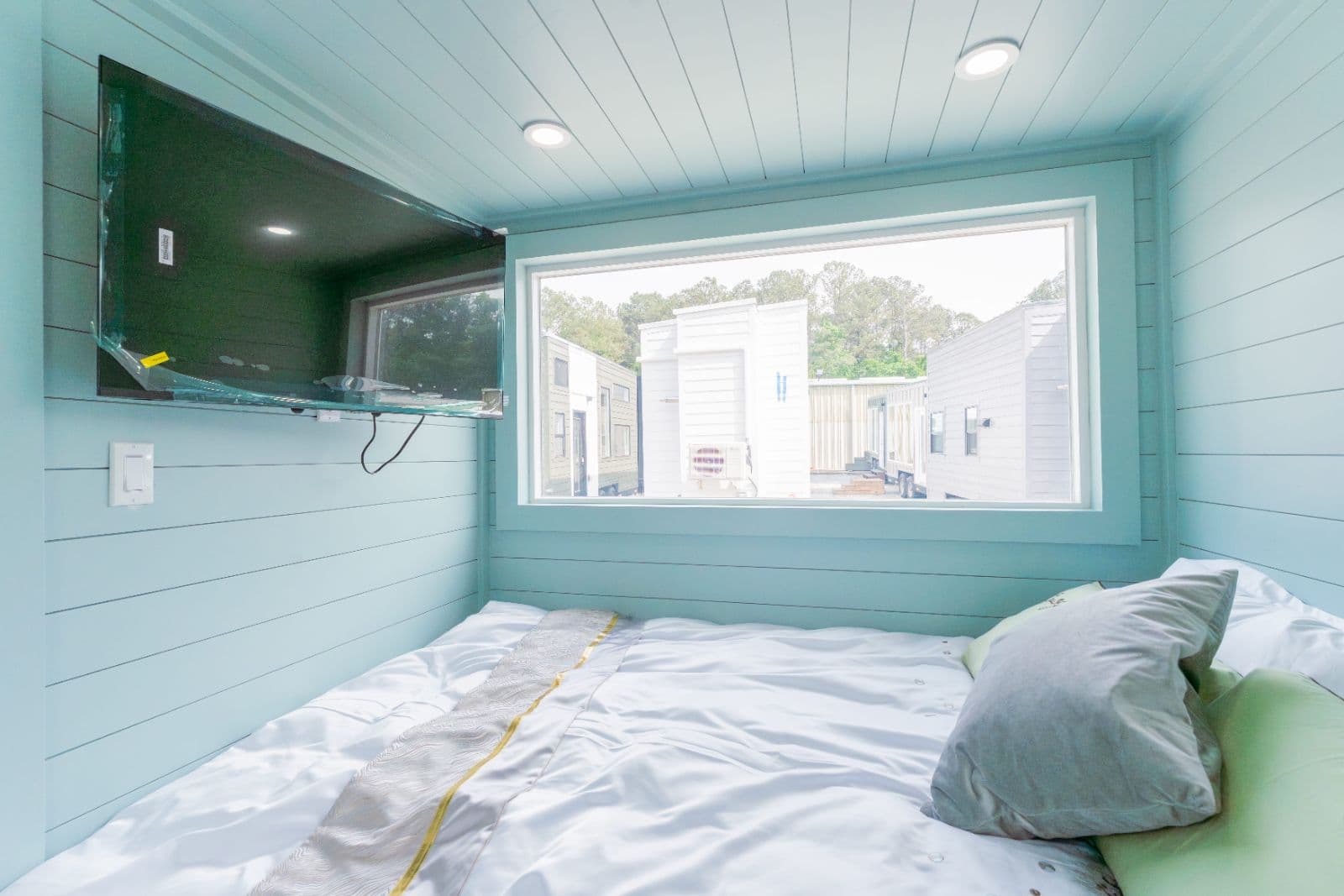 Move-in ready 24’ tiny home with upgraded insulation, first-floor bedroom, and fully equipped kitchen | Avalon 24' - Image 5