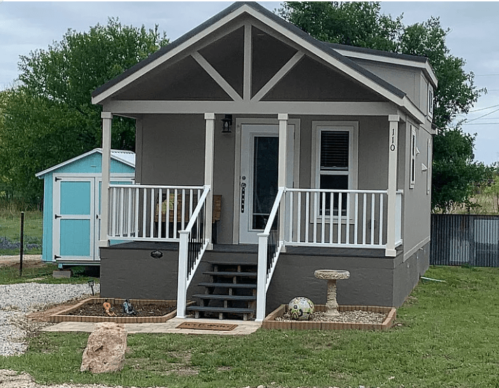 399 Sq Ft Tiny House for Sale in Kingsland, Texas | $50,000