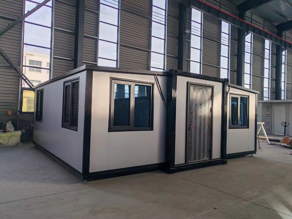 Spacious Expandable Tiny Home (800 sq ft) – 2 Bedrooms, Kitchen & Bathroom