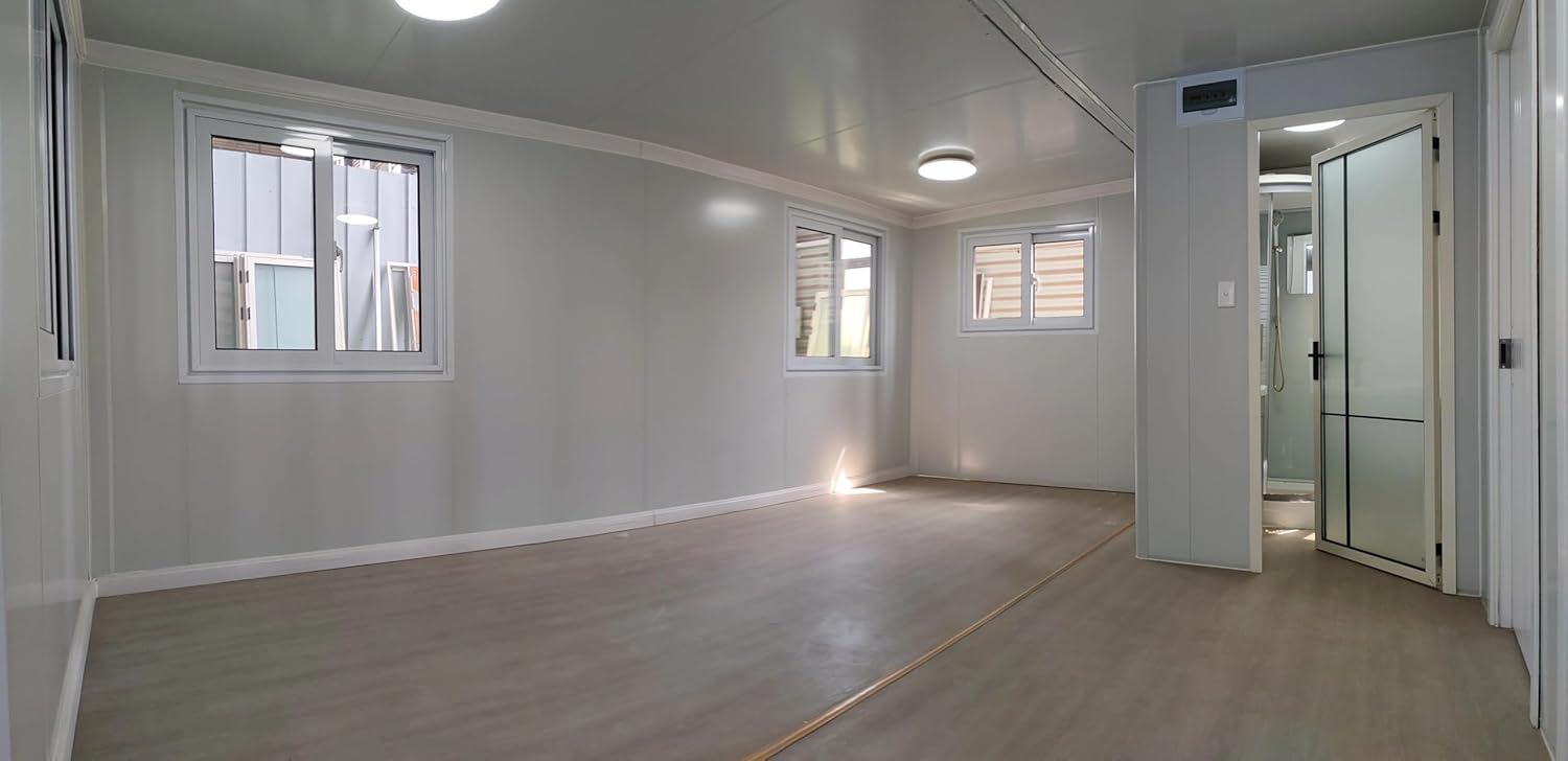 Spacious Expandable Tiny Home (800 sq ft) – 2 Bedrooms, Kitchen & Bathroom - Image 5