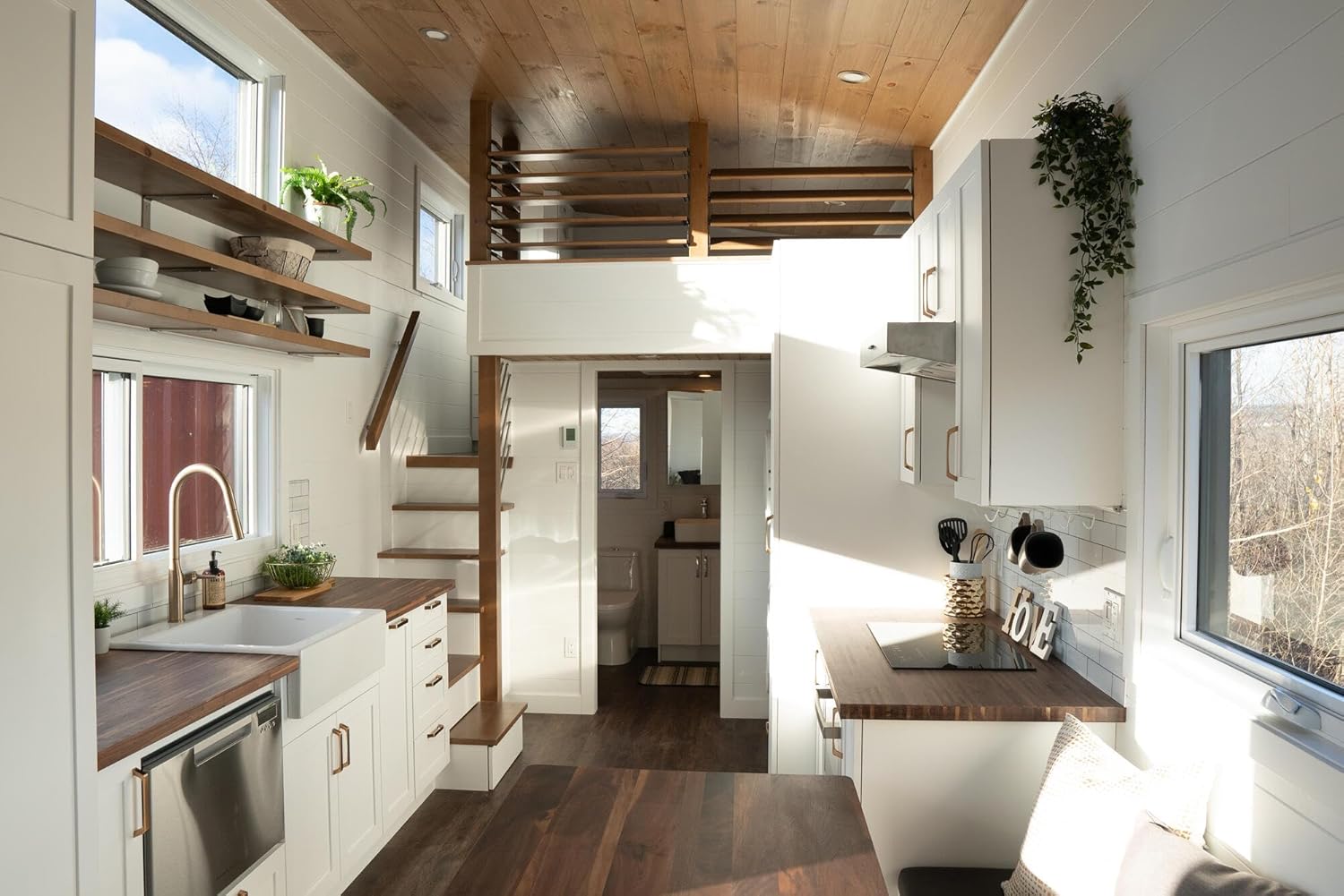 Modern Tiny House on Wheels (396 sq ft) – 3 Bedrooms, Dual Lofts, Full Kitchen & Bath, Energy-Efficient Design - Image 3