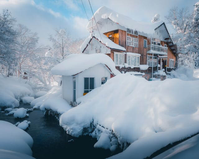 Best tiny house builders in Illinois 2026 showing quality construction and Midwest expertise